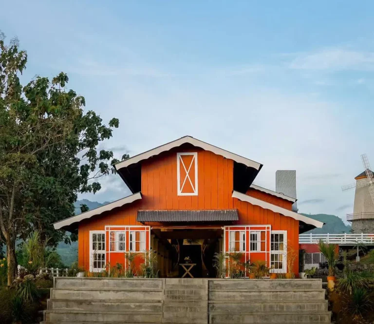 Red Barn Resto T10 & T11